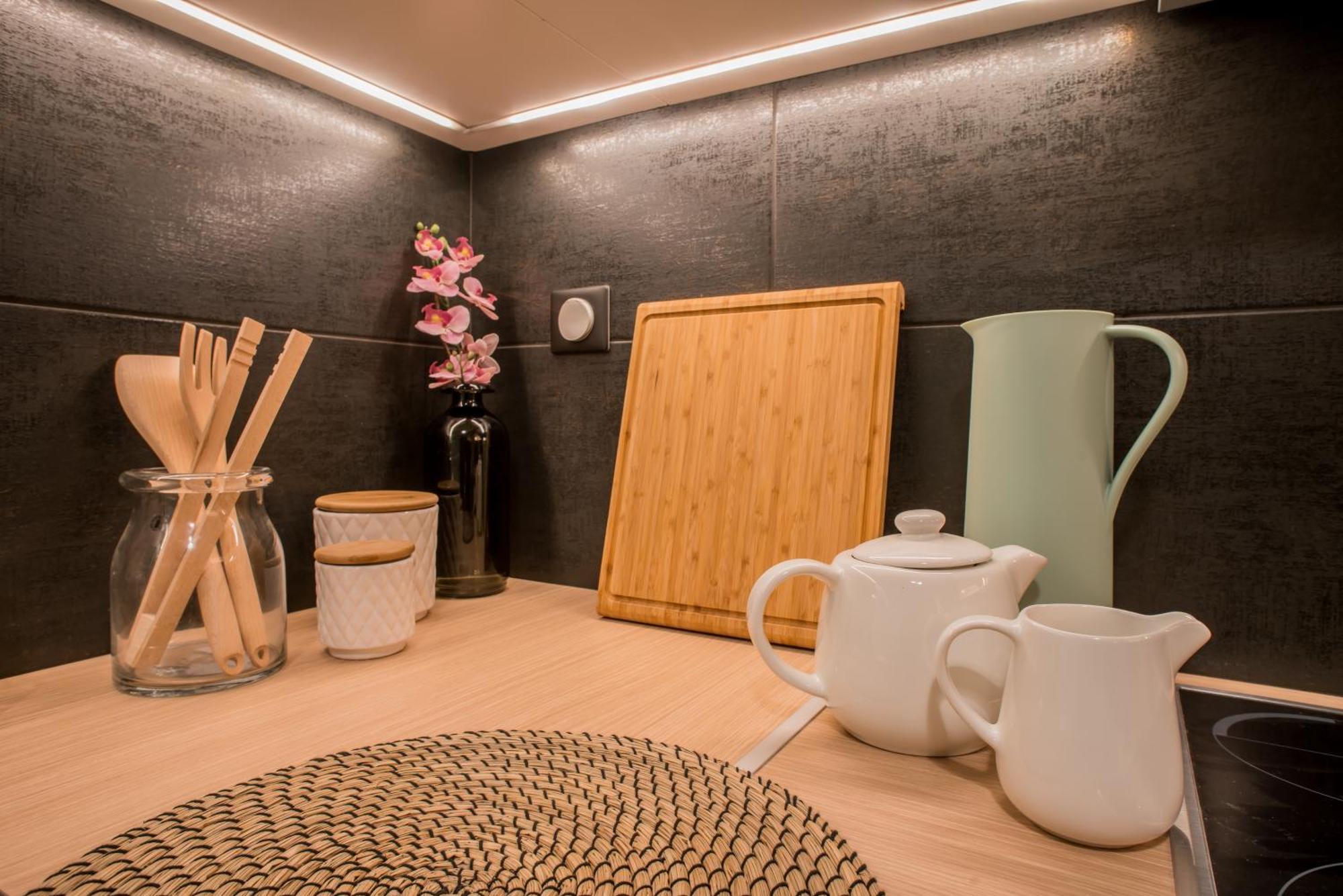 Athenian Living Suites Exteriör bild